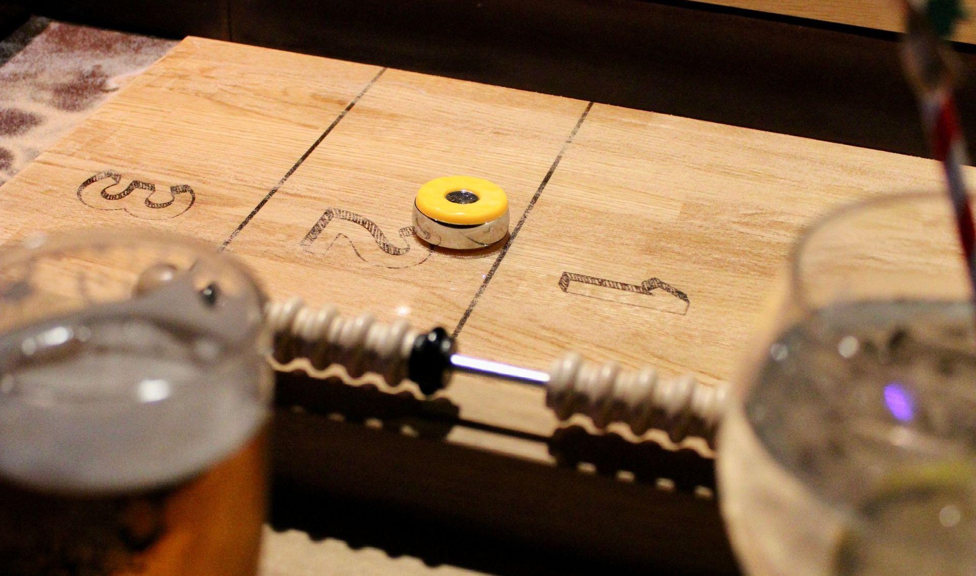 Shuffleboard bar